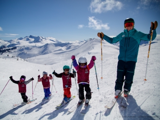 Become A Ski Instructor in Whistler With Our Training & Paid Work Project